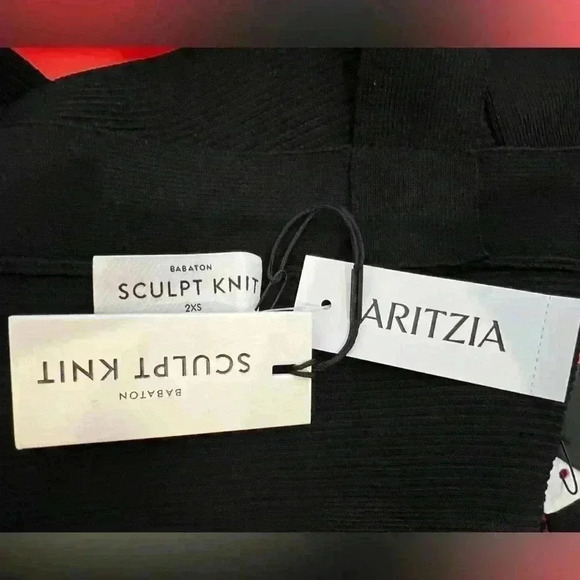 Aritza-  Babaton Sculpt Knit Greek Tank - Picture 6 of 7